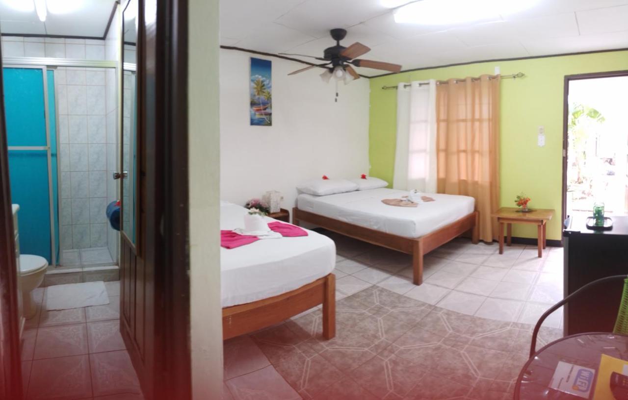 Cabinas Smith Cahuita Buitenkant foto