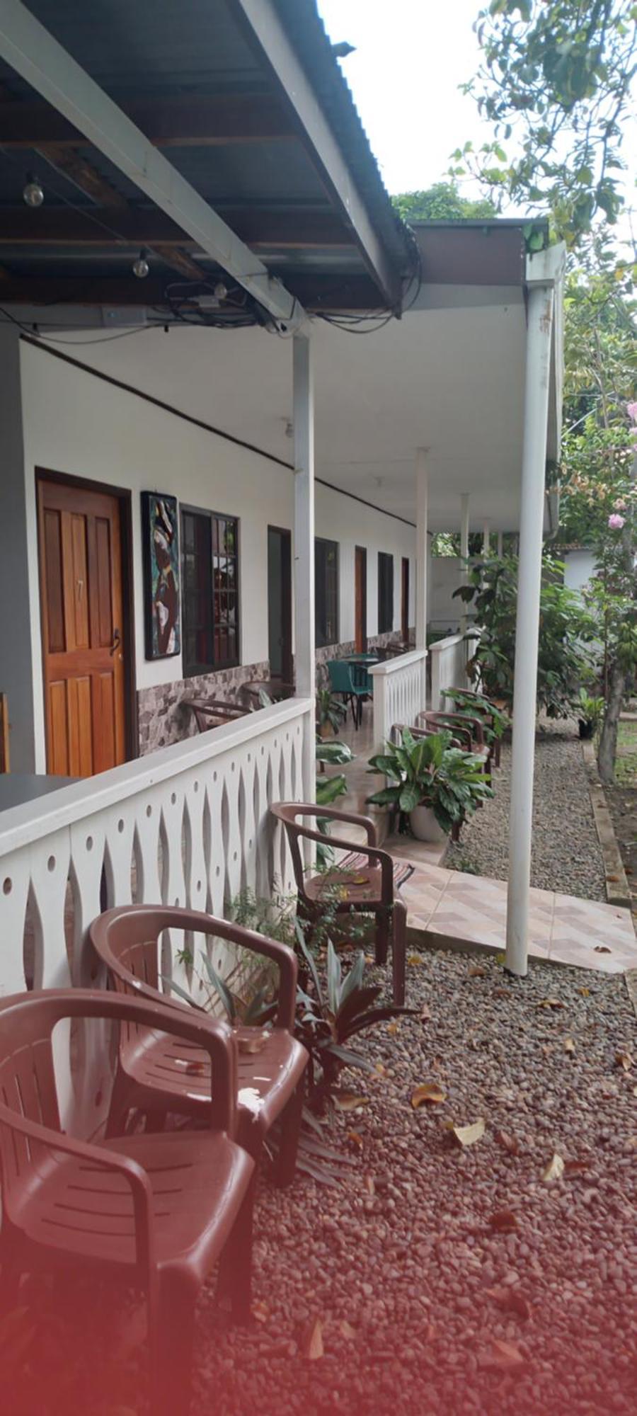 Cabinas Smith Cahuita Buitenkant foto